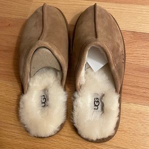 Ugg Scuff Slippers chestnut size 9 NIB